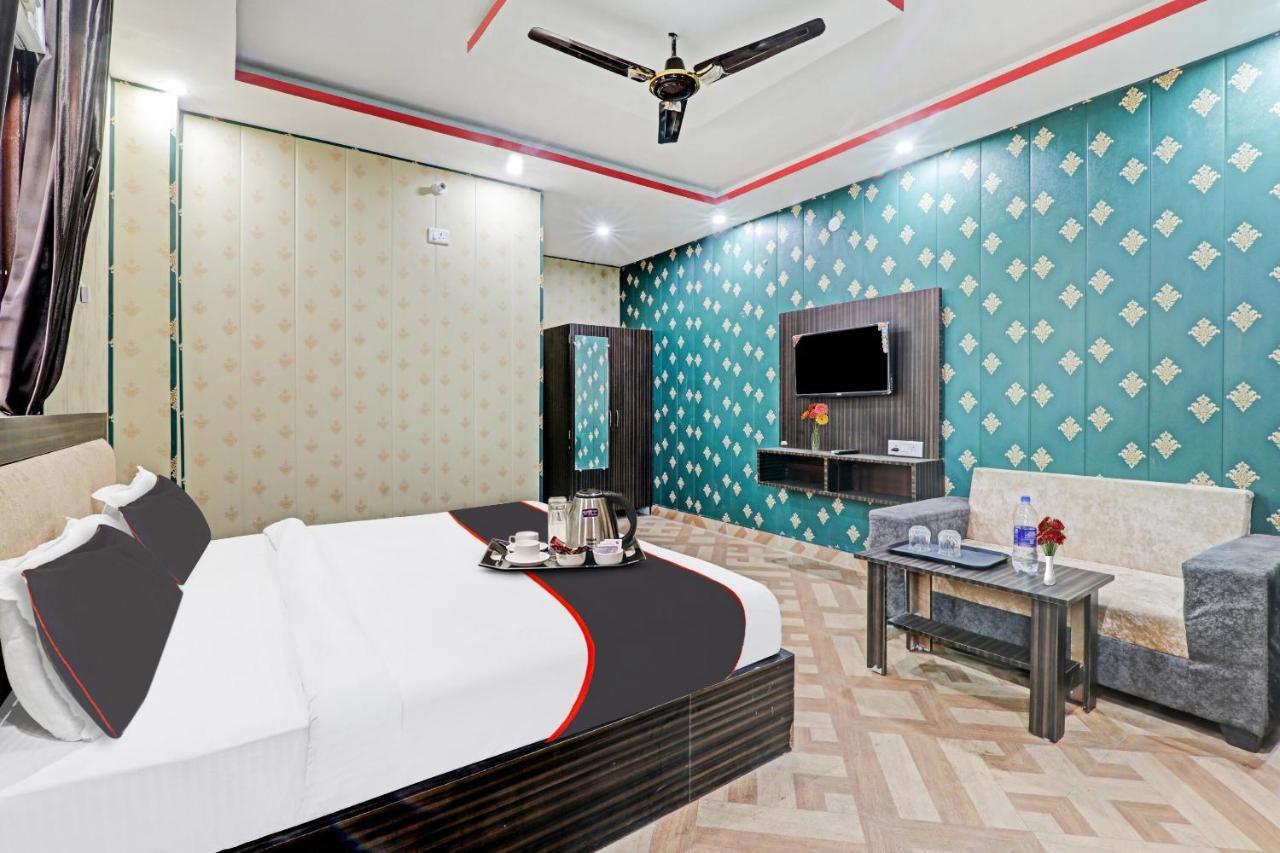 Отель Capital O Sl Galxy Канпур Экстерьер фото